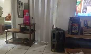 Imagem 5: Vendo casa 2 quartos,terraço,sala,cozinha e area para estender e lavar.....na escritura