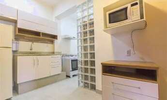 Imagem 7: Lindo apartamento reformado com varanda [VP