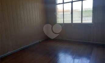 Imagem 4: Maravilhosa casa duplex de frente