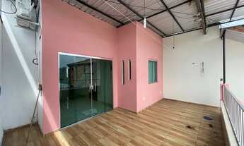 Imagem: Alugo Casa com Garagem coberta e portal