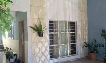 Imagem 2: Casa à venda no Parque das Laranjeiras, em Sorocaba -SP