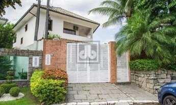 Imagem 2: JBJ69485 Jacarepaguá - Condomínio Pedras Douradas - Bela casa - 637M2 - Condomínio total i