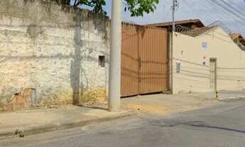 Imagem 5: Venda de Terreno Comercial com Escritura- Espaço Perfeito para Seu Empreendimento