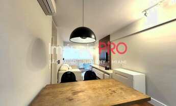 Imagem 2: Apto reformado de 58m2 com 2 dorm sendo 1 suite e 1 vaga no Brooklin prox metro