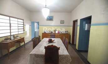 Imagem 3: Casa à venda, 4 quartos, Centro - Uberlândia/MG - Rotina Imobiliária