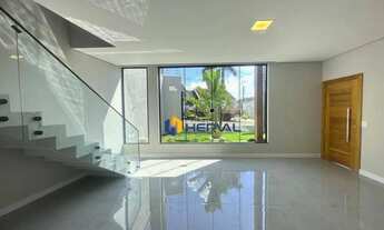 Imagem: Sobrado com 3 suítes à venda, 214 m²