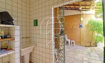 Imagem 6: Imóvel para venda possui 250 metros quadrados com 4 quartos em Nova Guarapari - Guarapari