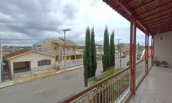 Imagem 3: Casa à venda em bairro próximo ao centro