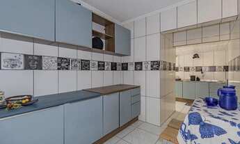 Imagem 6: Térreo com pátio Semimobiliado, 2 Dormitórios, Próximo ao Praia de Belas