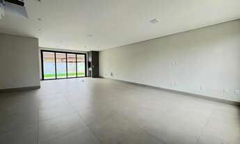 Imagem 2: Casa com 03 quartos no bairro Gloria