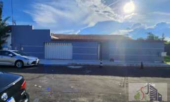 Imagem: Casa térrea de 04 qts no Conjunto Residencial