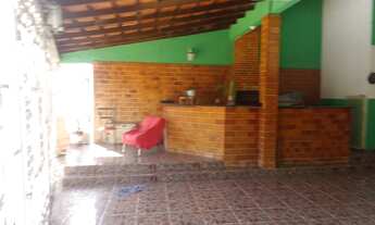 Imagem 4: QR 210 Ótima Casa na LAJE com 3 Quartos/Suite Lado Metrô Escriturado