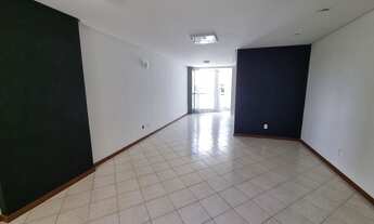 Imagem: BAIXAMOS para vender um amplo 3 quartos