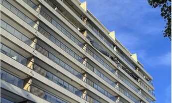 Imagem: Apartamento com 2 quartos junto ao metrô