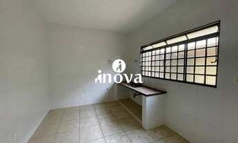 Imagem 5: Casa para aluguel, 6 quartos, 3 suítes, 2 vagas, Vila Olímpica - Uberaba/MG