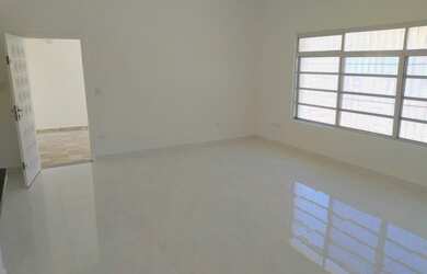 Imagem 2: CASA EM SOLEMAR PRAIA GRANDE A 400M DO MAR E TOTALMENTE REFORMADA 3 DORMITÓRIOS SENDO 1