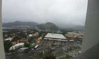 Imagem 2: Comercial/Industrial de 50 metros quadrados no bairro BARRA