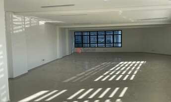 Imagem 2: Prédio na Mooca com elevador, ótima localização