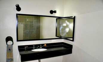 Imagem 7: Apartamento para venda possui 85 metros quadrados com 2 quartos em Copacabana - Rio de Jan