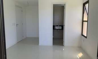 Imagem 4: Apartamento para venda possui 245 metros quadrados com 4 quartos em Guararapes - Fortaleza