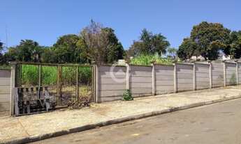 Imagem: Terreno - Parque Rural Fazenda Santa Cândida