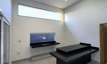 Imagem 2: Tenho certeza que você gostaria de viver em uma casa bem localizada,e com todo conforto e