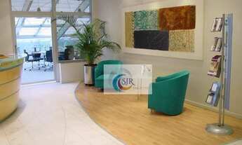 Imagem 7: O Centro de Controle é totalmente informatizado, cuidando sem interrupção de uma gama comp