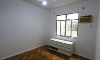 Imagem 4: Bonsucesso , 2 quartos, Apto fundos , silencioso , Ótima localização , 80M22