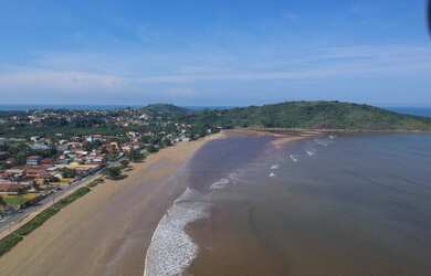 Imagem 5: Meneguz - Casa de frente total para o mar na praia de Santa Mônica em Guarapari Ref.:15279