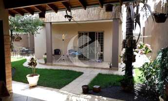 Imagem 6: CASA SOBRADO Casa com 3 dormitórios