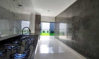 Imagem 4: Rita Vieira Linda Casa com Área Gourmet e Terreno nos Fundos