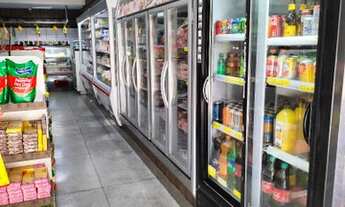 Imagem 3: Mercado e frios Galpão / depósito com venda por R$560.000