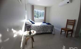 Imagem 7: Casa para alugar anual com 3 Dormitórios em Balneário Camboriú