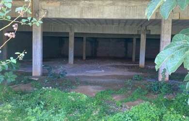 Imagem 6: Galpão de 1.320m2, para locação, com 2 pavimentos e mezanino, banheiros, vagas