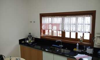 Imagem 6: Casa - 350m² - 3 Suítes com closet - 6 vagas