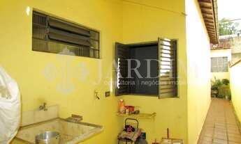 Imagem 2: CASA NA PAULISTA COM 3 DORMITORIOS