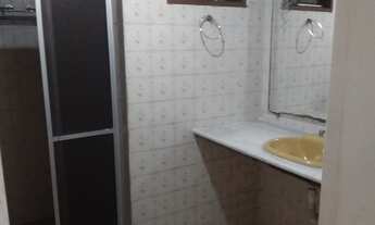 Imagem 5: 2 Quartos , nascente , 2º andar escada , sem garagem . Próximo a prorural