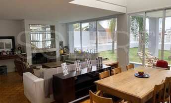 Imagem 2: Casa com 3 suítes (1 suíte master) - 4 vagas de garagem no bairro Agronômica