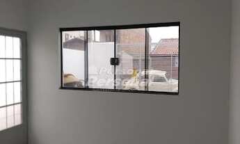 Imagem: Casa em via publica em Parque Urupes - Taubaté