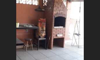 Imagem 2: Sobrado com 2 casas