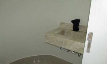 Imagem 9: Maravilhoso sobrado novo com piscina e privacidade