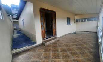 Imagem 3: Casa para venda tem 180 metros quadrados com 3 quartos em Flores - Manaus - AM