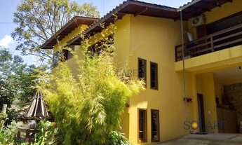 Imagem: Casa com 3 suítes e 3 vagas de garagem