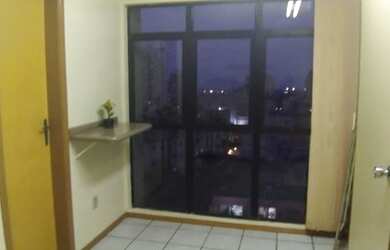 Imagem 3: ALUGO Sala comercial no centro do Kobrasol, em São José!