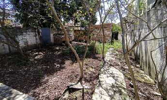 Imagem: Lote/Terreno com casa ao lado do posto Shell