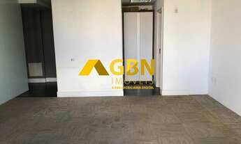 Imagem 7: Sala comercial ampla com sacada em andar alto