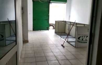 Imagem 2: Ponto comercial Galpão / depósito com aluguel por R$2.200 /mês