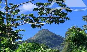 Imagem 2: Casa escritura definitiva, Imersa em cachoeiras e riachos,3 suites, condomínio de fácil ac