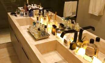 Imagem 10: Apartamento para venda possui 220 metros quadrados com 4 quartos em Leblon - Rio de Janeir