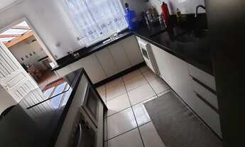 Imagem 4: Linda casa com piscina